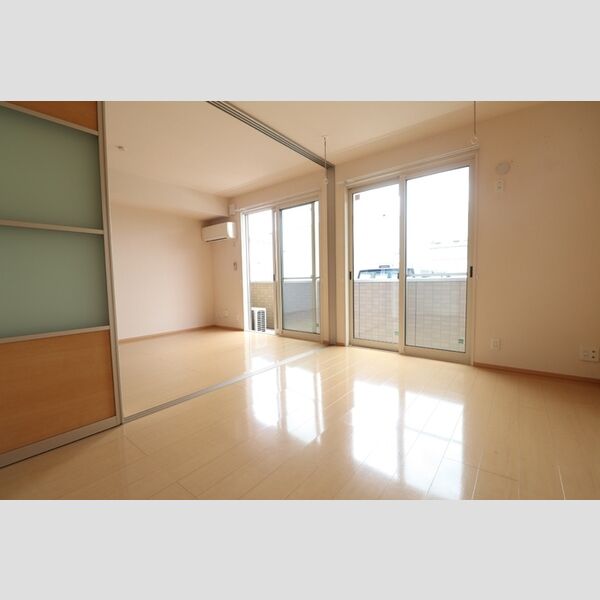 ヴァンフレイス早稲田105号室 洋室(6帖)