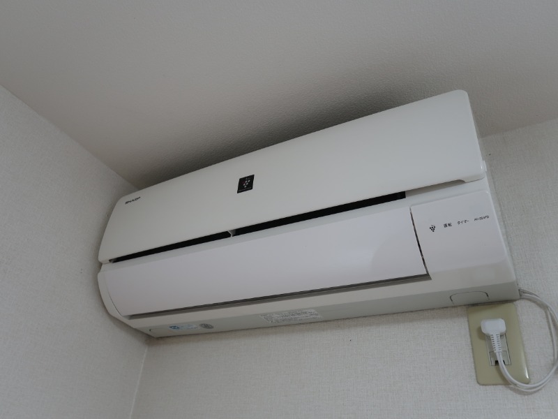シャインヒル1階 ※別部屋写真参照