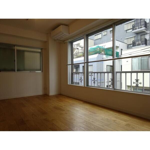 千石柳澤マンション リビング