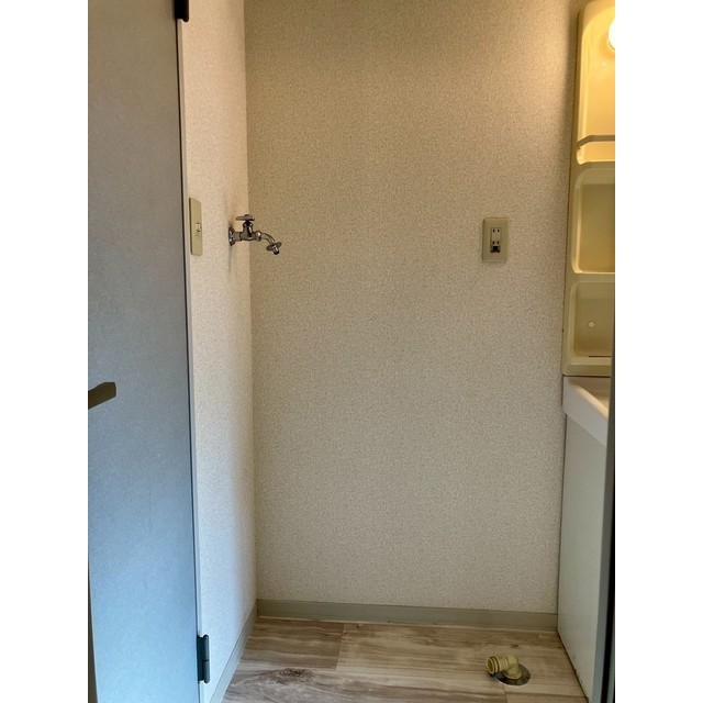 ハイツディアス 洗濯機置き場