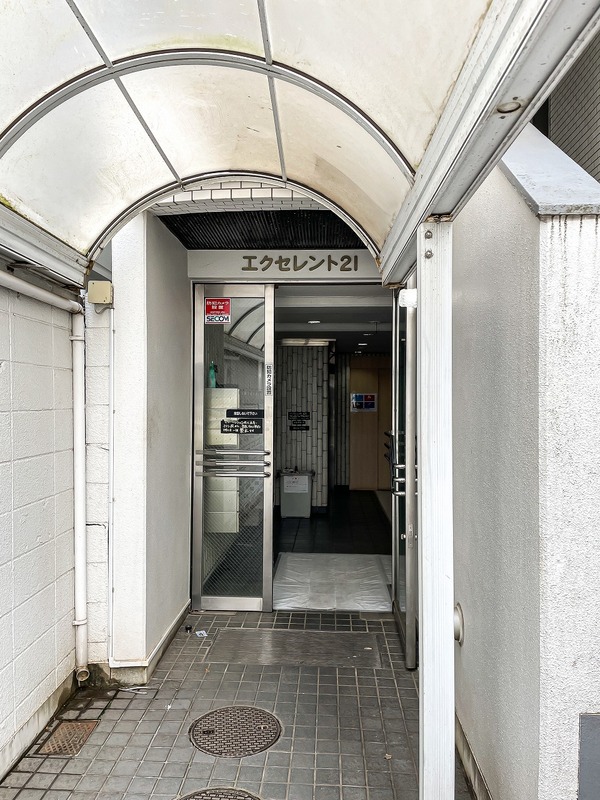エクセレント２１3階 エントランス