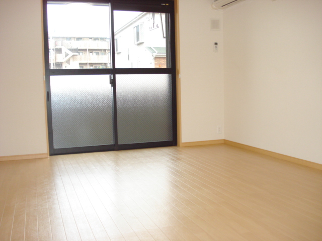 Ｙ・Ｓ　Ｃｒｅｃｉａ101号室 洋室