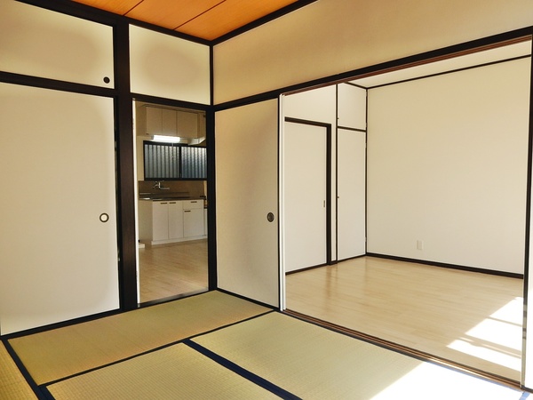 メゾンド藤102号室 リビング