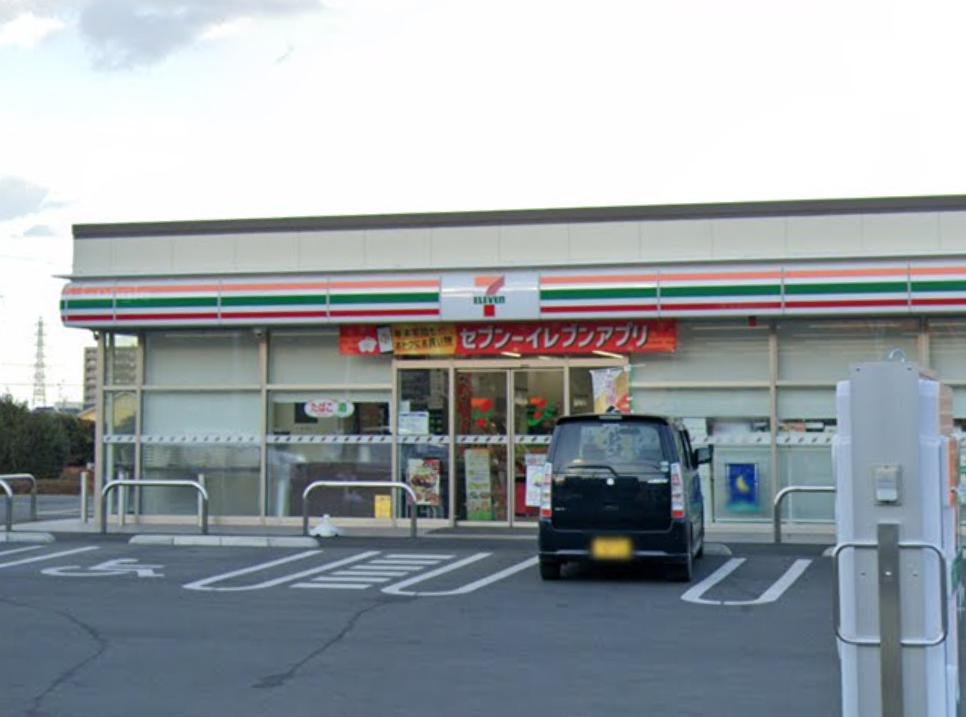 デザイナーズリノベ戸建て 【コンビニエンスストア】セブンイレブン 所沢上新井2丁目店まで424ｍ