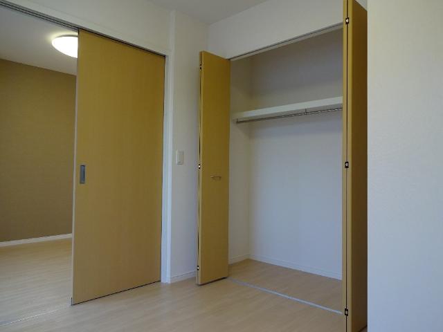 プランドールⅡ 洋室