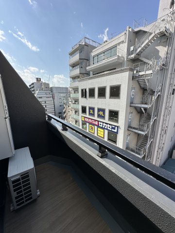 T&F KANNAI BLDG704号室 バルコニー