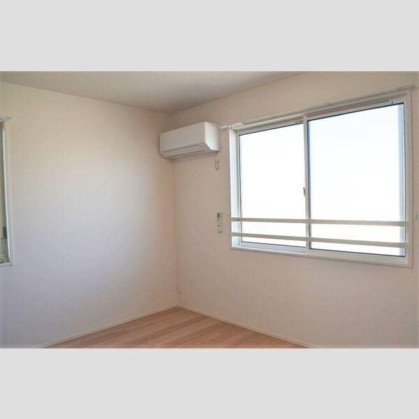 カネトヒル201号室 洋室②