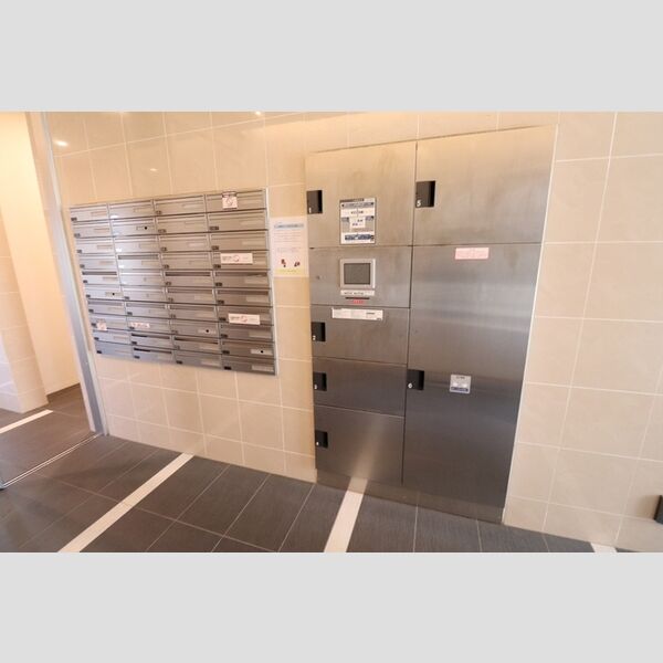 LINK KASUKABE 宅配ボックス集合ポスト