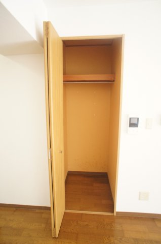 グリーンパークおゆみ野0202号室 収納