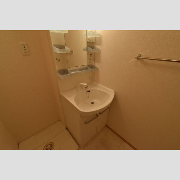 クレール四季彩の丘　六番館103号室 洗髪洗面化粧台