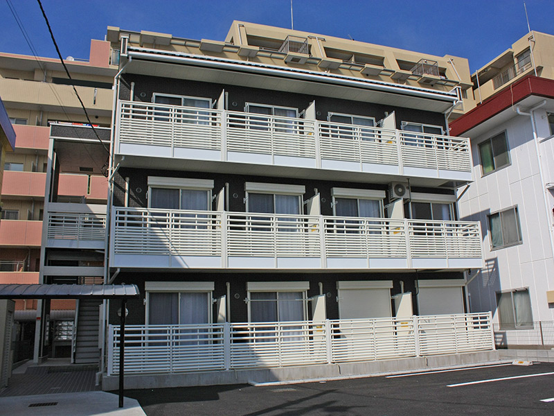 レオネクストラブバードの外観画像