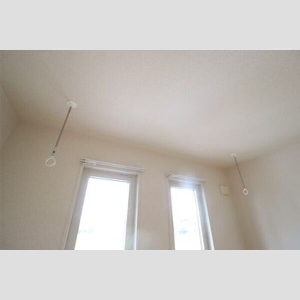 スカイヒル203号室 室内物干し