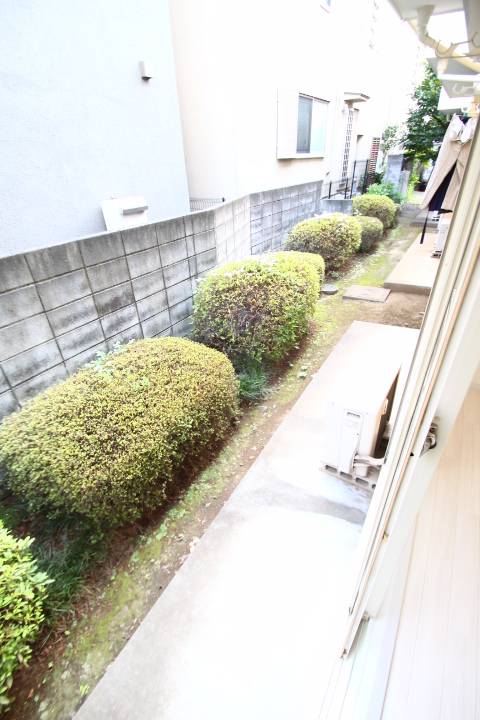 サマックス・シャローム1階 部屋その他