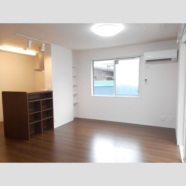 レーヴ リビング