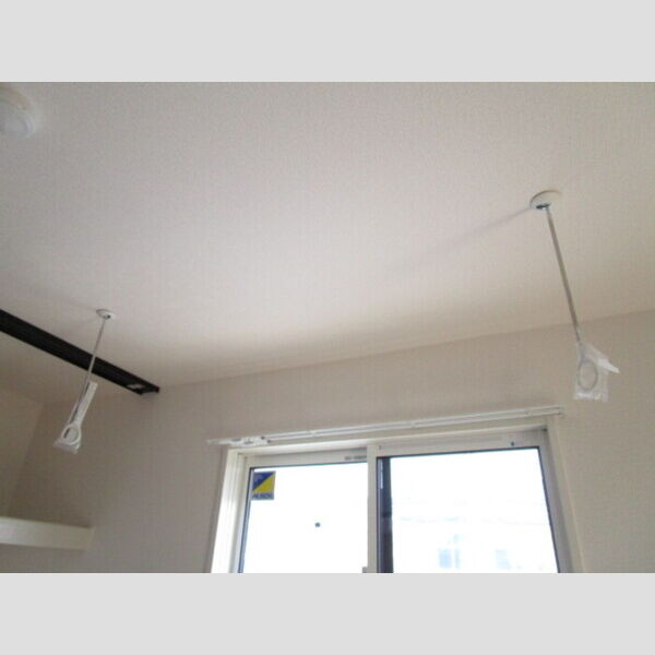 ラ・ペッシュ307号室 室内物干し