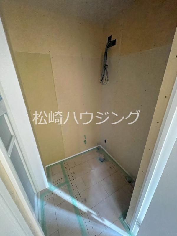 AW中野松が丘1階 洗面