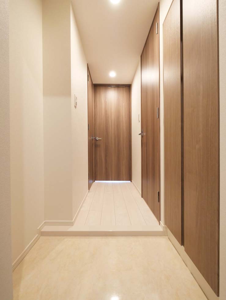 Mind Shimurasakaue6階 内観