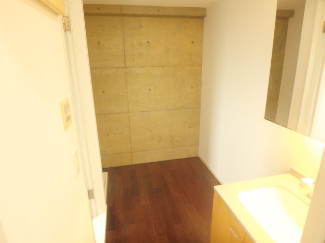 国立ｔｈｅ　α 収納