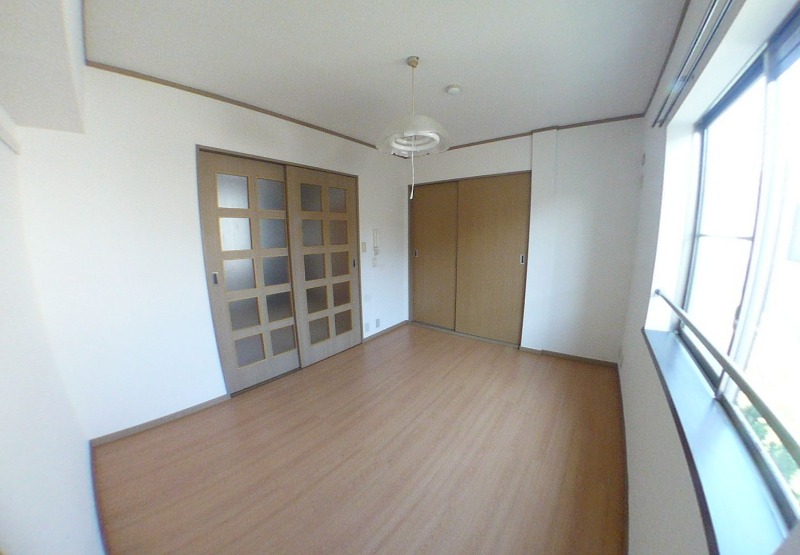 ヒルズペガサス 明るい居室