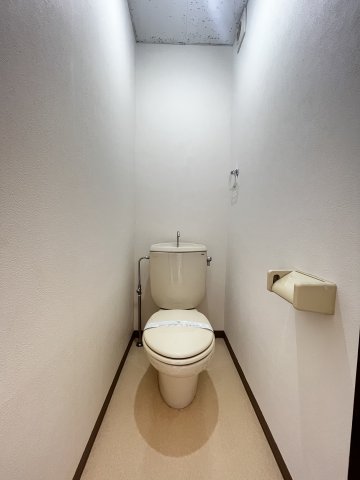 ウィンドテラス南行徳0303号室 トイレ