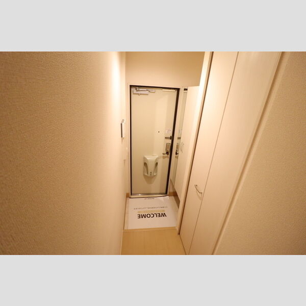 シャリテレーヴ　B 玄関