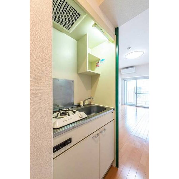 トゥー・ル・モンド新横浜 キッチン