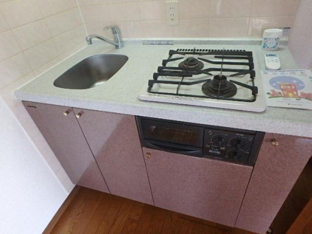 シンシア六本木 システムキッチン（2口ガスコンロ・グリル付）