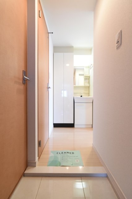 スカイコート武蔵新田6階 玄関