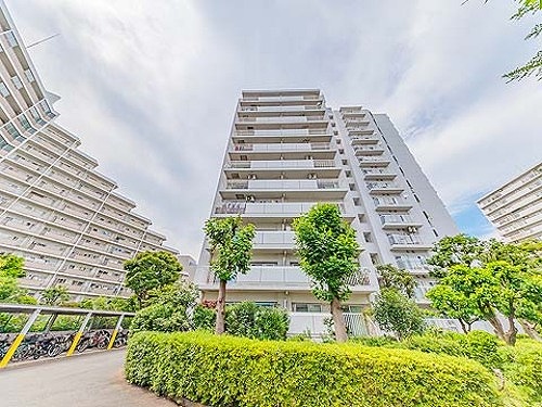 ファミリータウン東陽３号棟（Ｉ棟） 建物外観　※2025年9月撮影