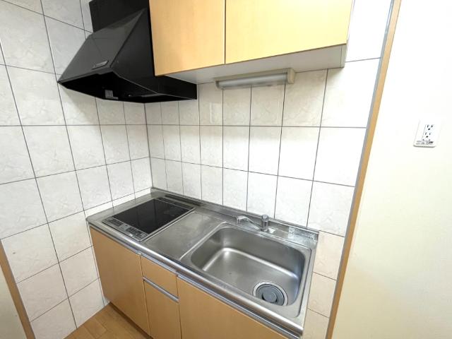 スカイヒルズ　アキ キッチン