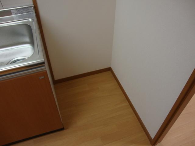 グレイシャス湘南202号室 冷蔵庫置場