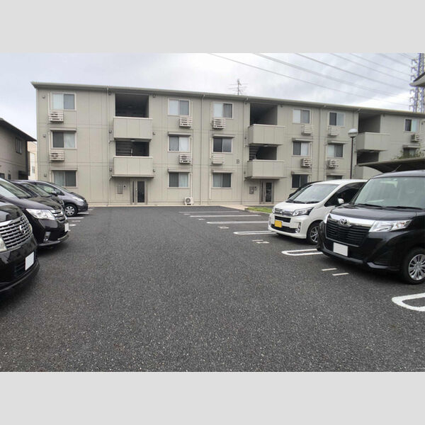 リビングタウン北越谷　B 駐車場