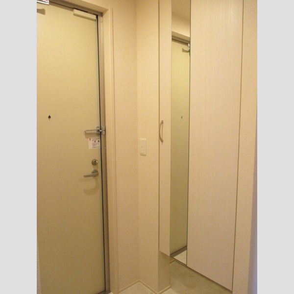 フィオーレ 玄関