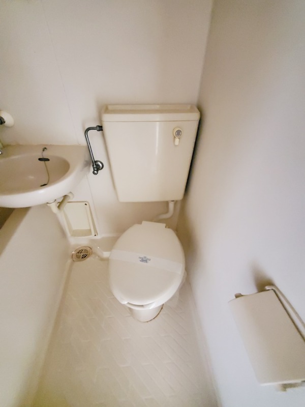 ルピナス2階 トイレ