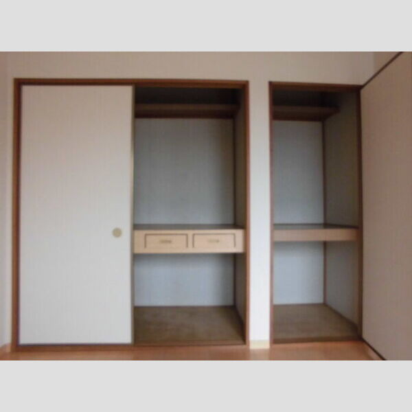 ハイツ吉田 収納