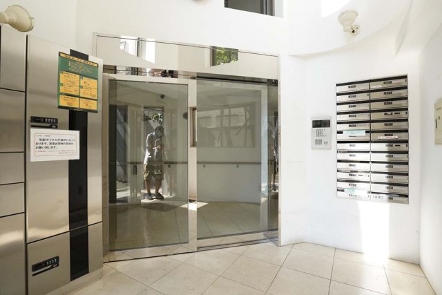 コーポ中里2階 エントランス