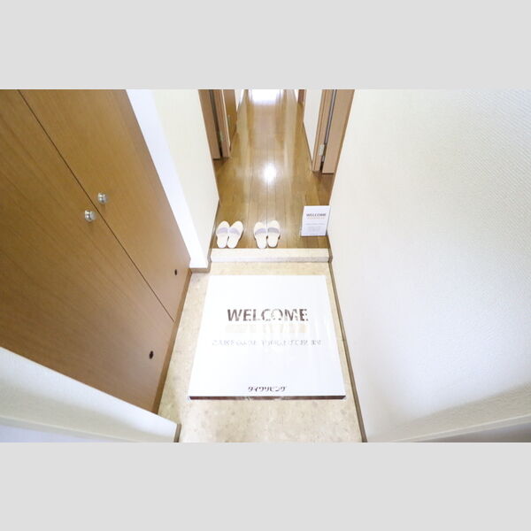 ルーチェ緑が丘A216号室 玄関