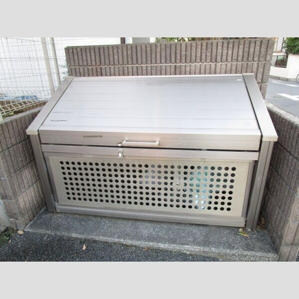 グレーリング 入居者専用ゴミストッカー