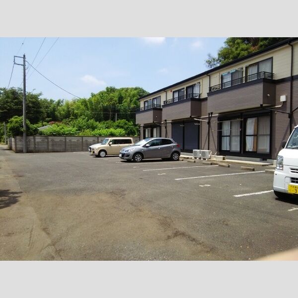 サマックス　プラトー 駐車場