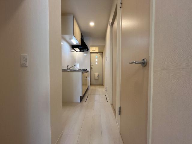 サニーサイド103号室 廊下