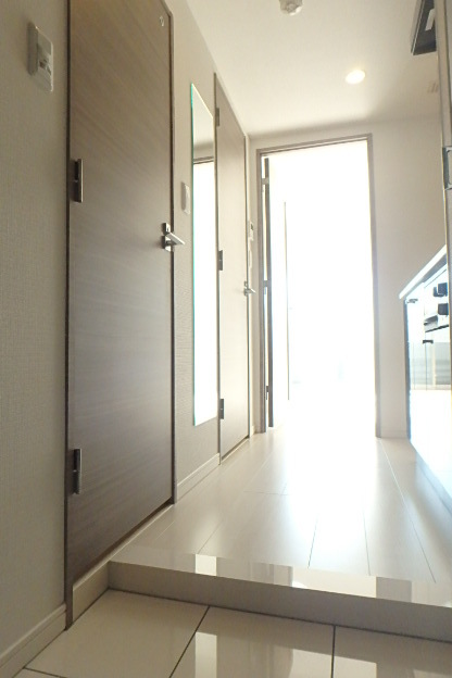 ガーラ・プレシャス川崎11階 きれいな玄関です