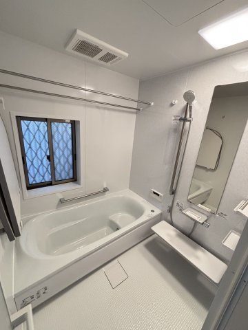 Ｕテラスハウス101号室 日々の暮らしに欠かせないお風呂です♪ユニットバス交換しております♪