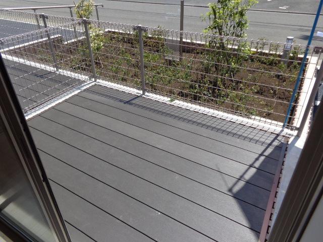 ヴェルジェ　コリーヌ（Ｖｅｒｇｅｒ　Ｃｏｌｌｉｎｅ）00102号室 オープンテラス