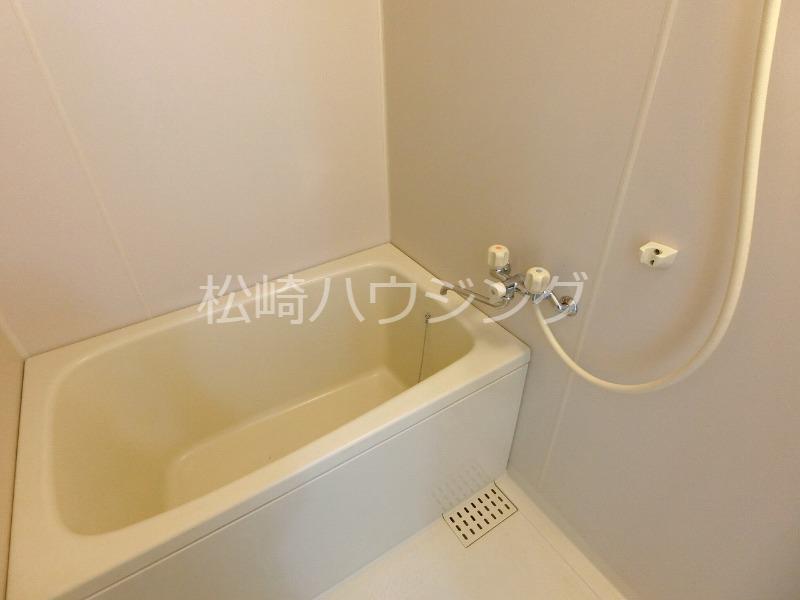 グリーンヒルズ松ヶ丘2階 お風呂