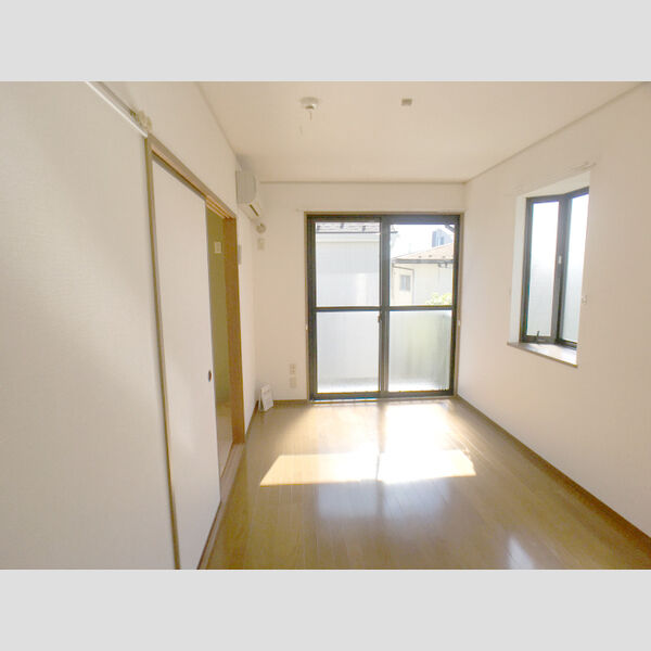 グレースコート202号室 洋室6帖