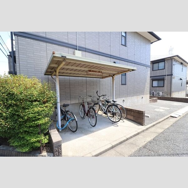 フローラ　椿 駐輪場