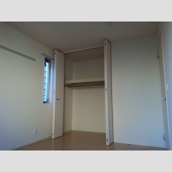 サニーヒルズⅠⅡⅢⅤⅤ201号室 洋室