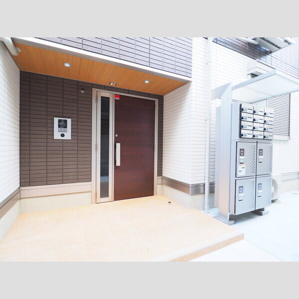 Le Lien Osedo エントランス(オートロック・集合ポスト・宅配ボックス)