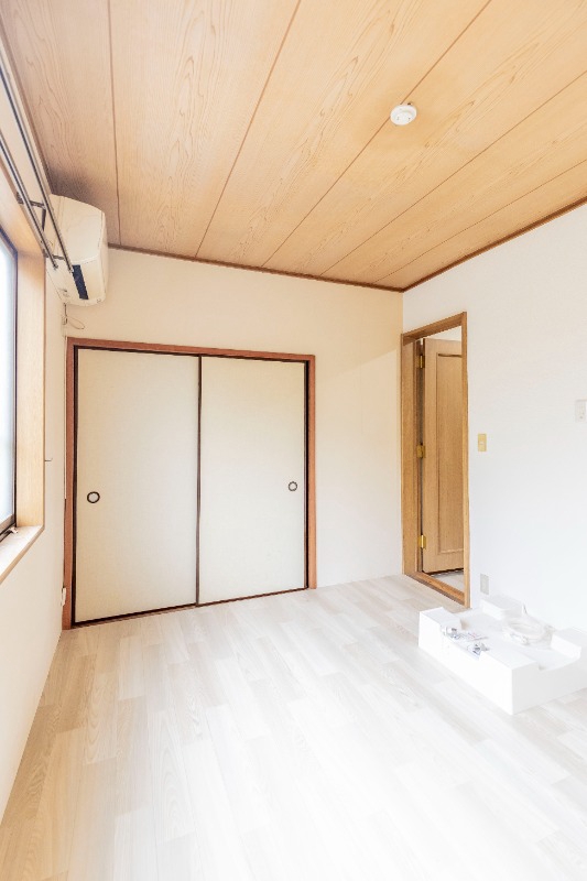 ガーデン三ケ島 内観