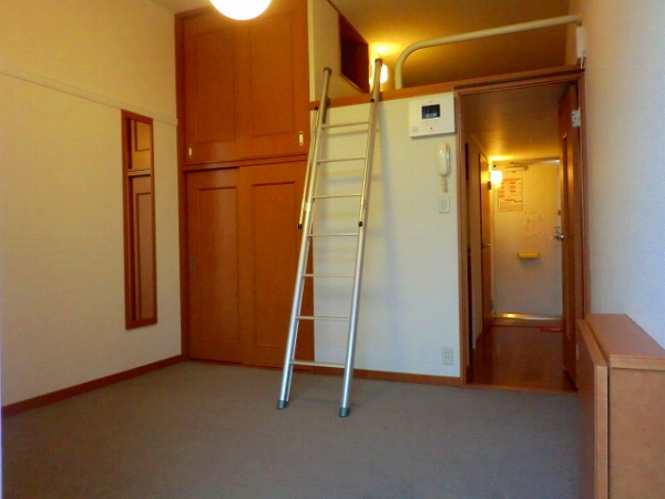 レオパレスＳＵＮ　ＬＩＧＨＴ 寝室